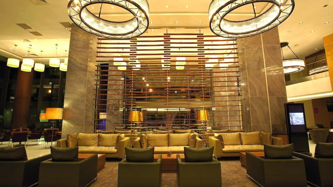 الفندق كراون بلازا حربيه - إسطبول